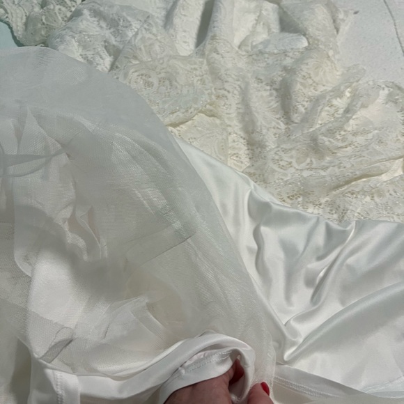 Torrid White Lace Wedding Dress - Picture 11 of 16